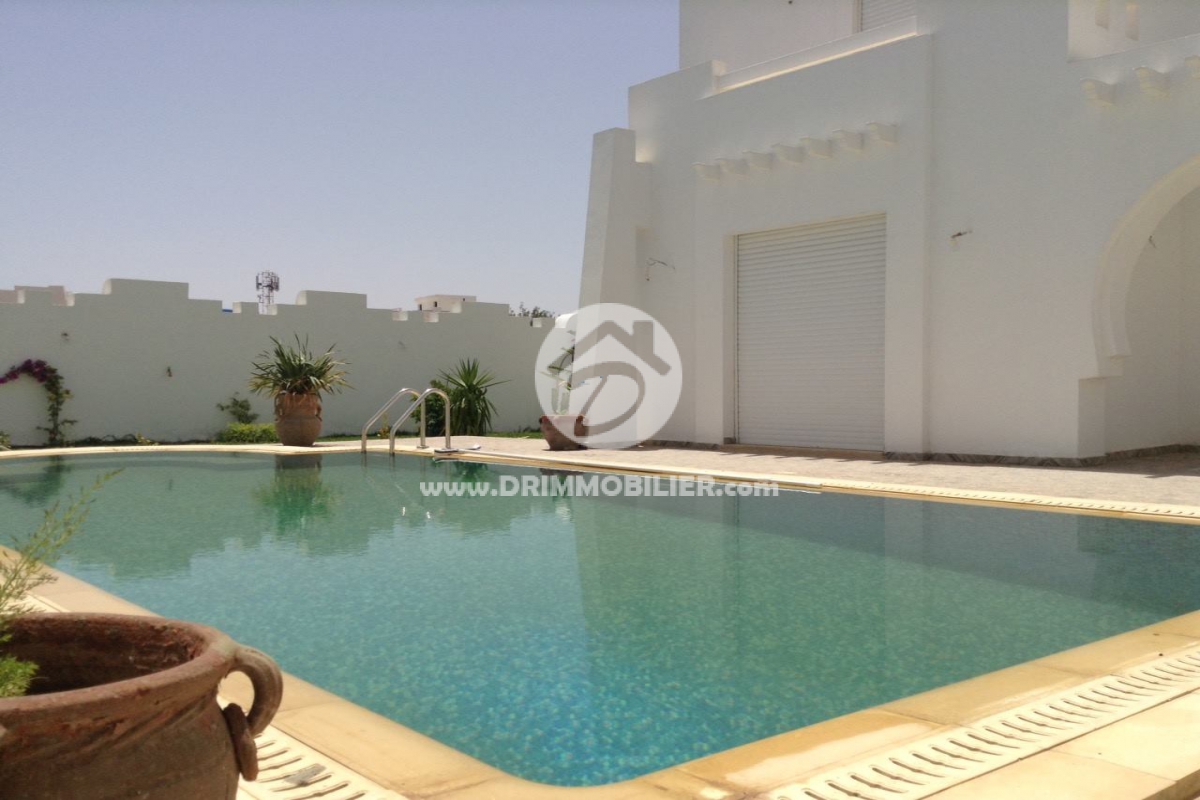 L 102 -   Villa avec piscine Djerba